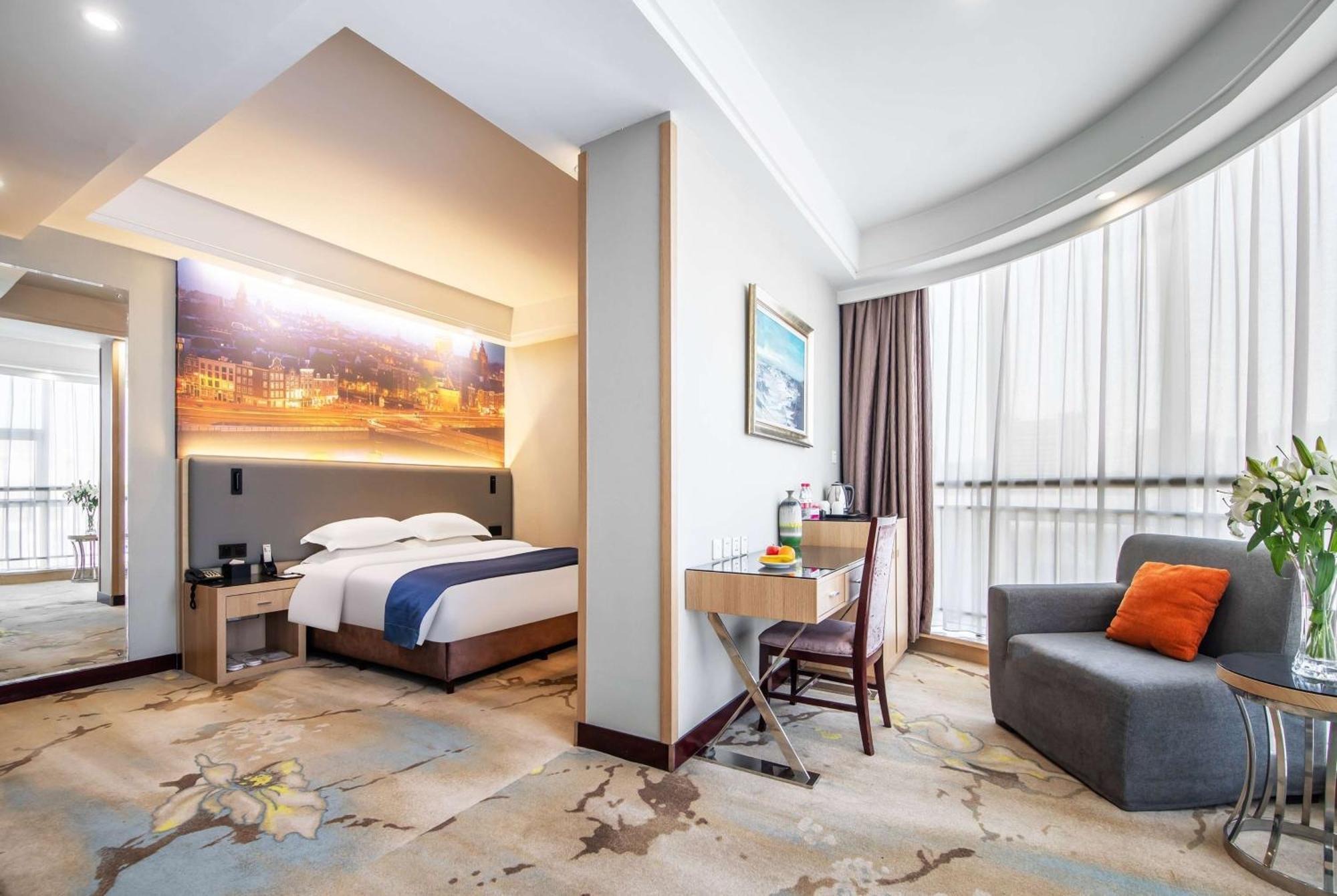 Ramada Linyi North Hotell Eksteriør bilde